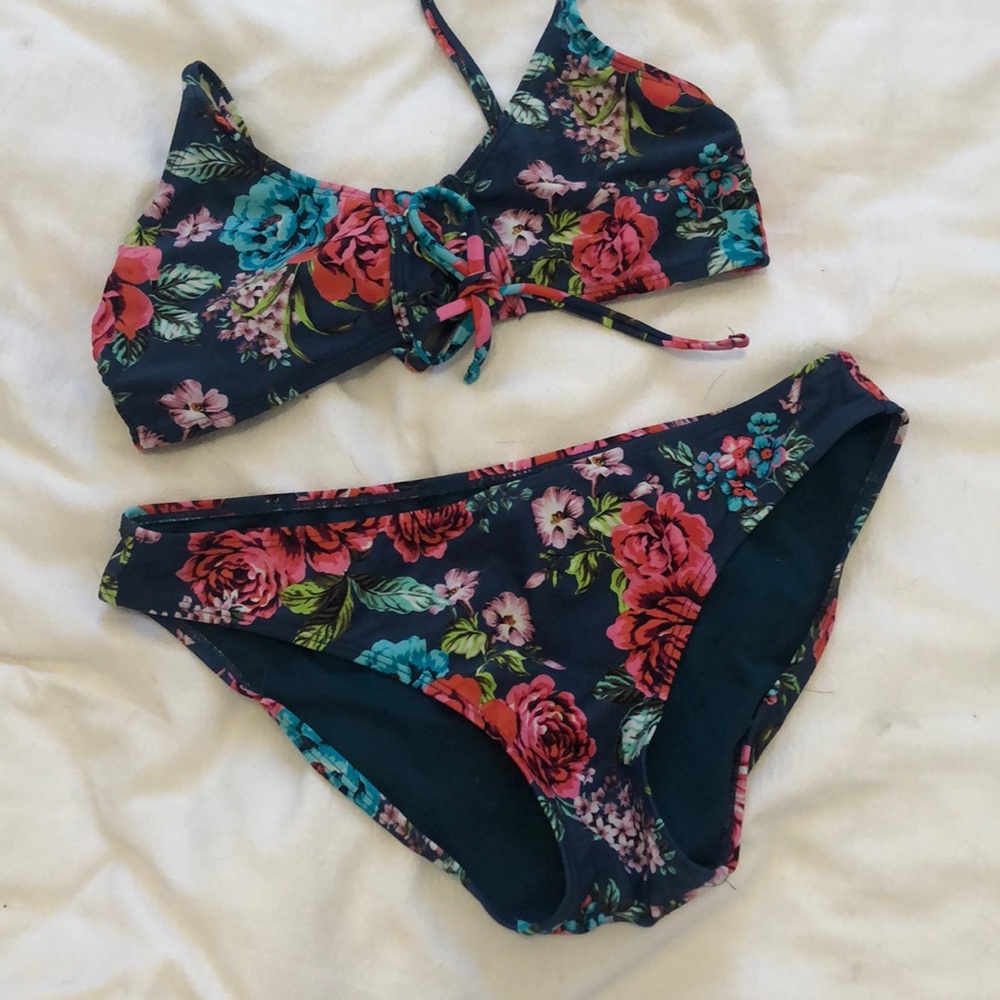 Xhilaration floral swimsuit
